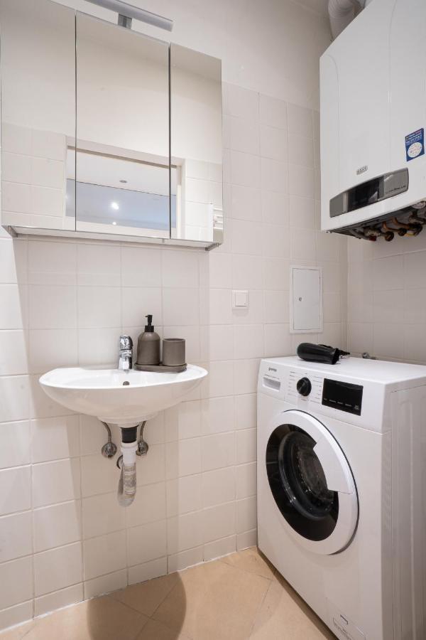 Comfortable, Balcony Apartment - Quick Access To Vienna'S Old Centre 外观 照片
